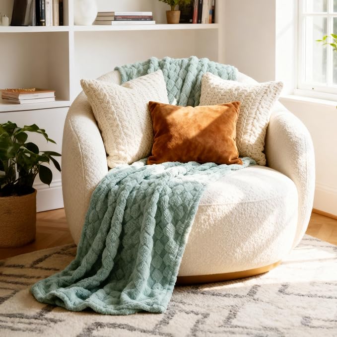 Bedsure GentleSoft Sage Green Twin XL Blanket - Image 9