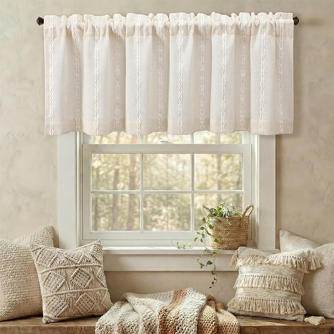 Boho Kitchen Valance for Windows, 52 x 18 Inch, 1 Panel - Image 4