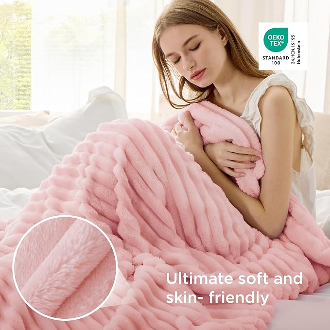 Bedsure Soft Coral Pink Throw Blanket - Image 4