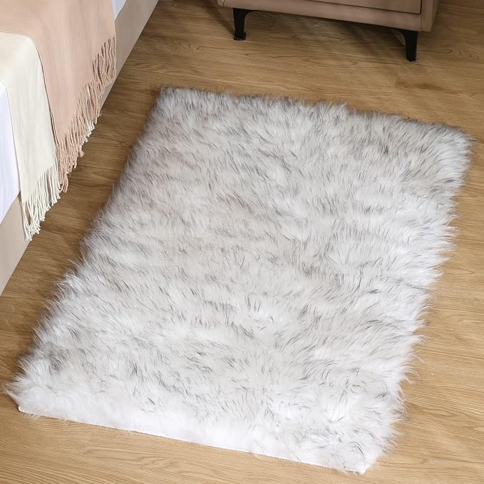 Goolela Faux Sheepskin Fur Rug Fluffy Fuzzy Furry Rug by Goolela