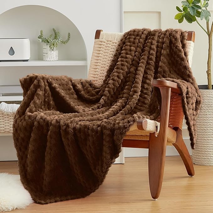EXQ Home Fleece Throw Blanket for Couch or Bed by EXQHomeTexitleCoLtd