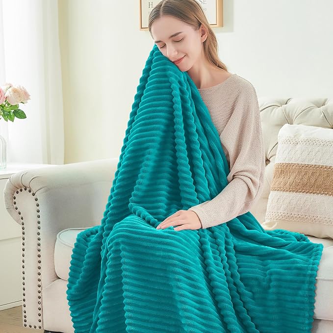 BEDELITE Fleece Blanket Twin Size – 3D Ribbed Jacquard Soft and Warm Decorative - Image 3