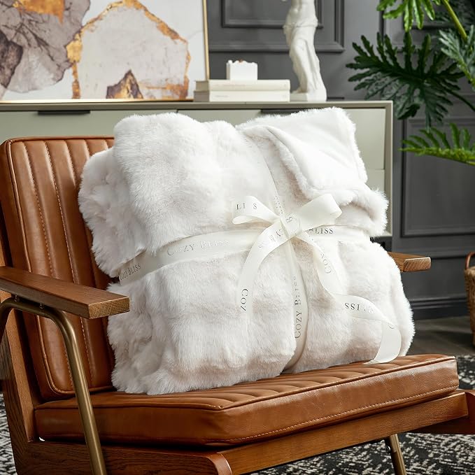 Cozy Bliss Faux Fur Throw Blanket - Image 3