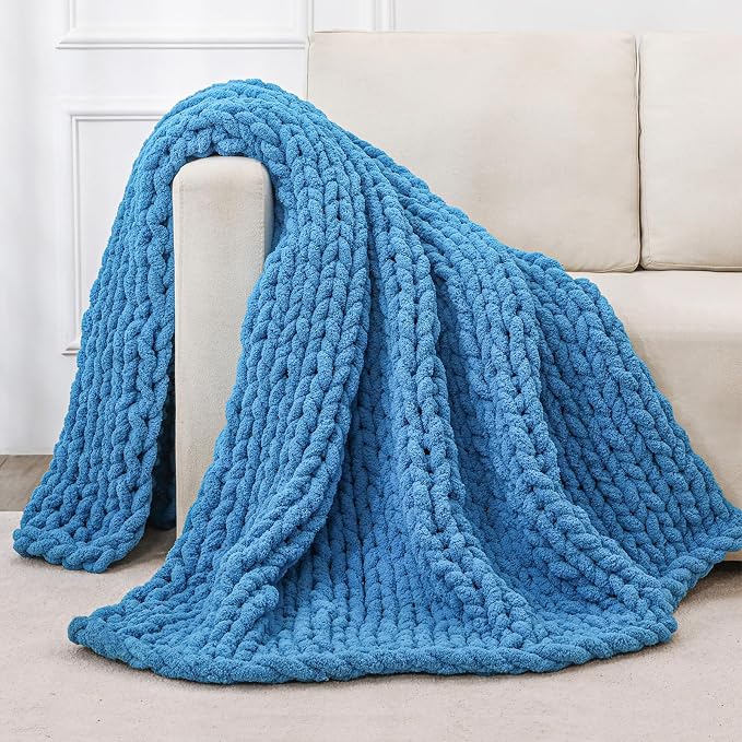 Bigacogo Chunky Knit Throw Blanket by Bigacogo