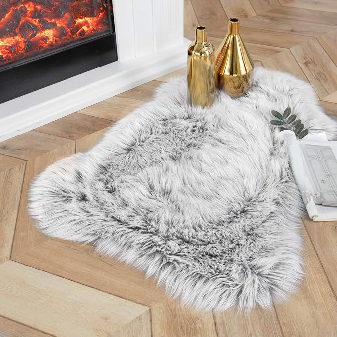Ashler faux fur rug, Fluffy Shaggy Area Rug Ultra Soft 2 x 3 Feet Sheepskin Fur by AshlerHomeDeco