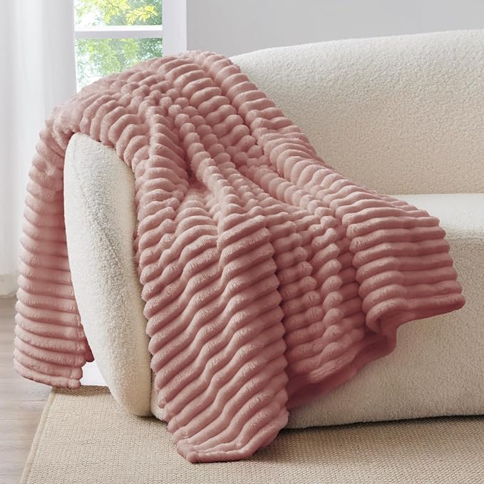 BEDELITE Fleece Throw Blanket for Couch - Image 6