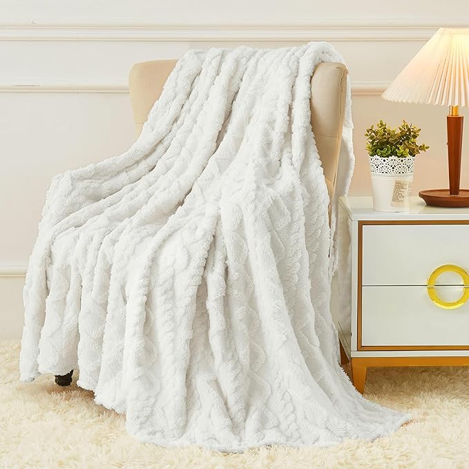 Aganear Flannel Throw Blanket by Aganear