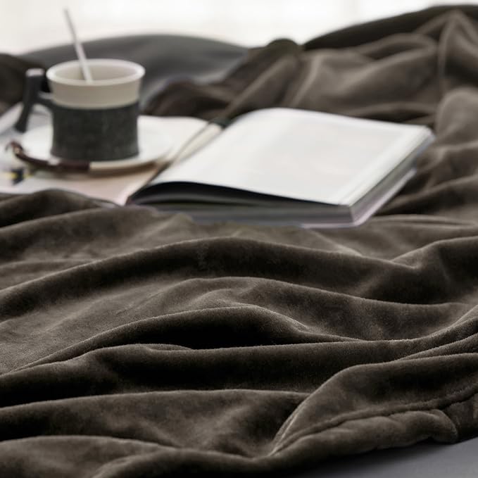 Bedsure GentleSoft Fleece Throw Blanket Brown - Image 4