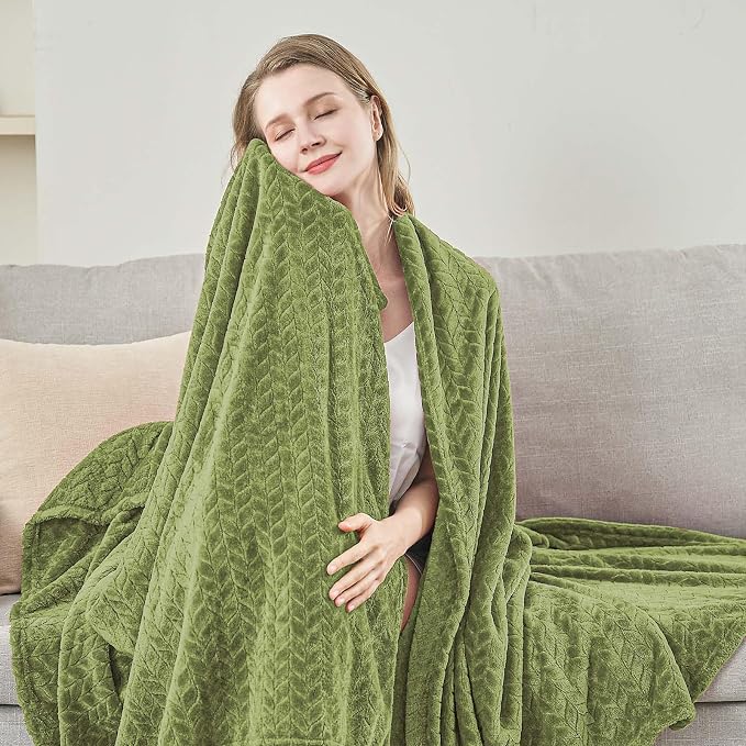 inhand Sage Green Fleece Throw Blanket - Image 5