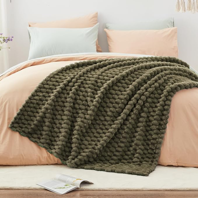 EXQ Home Fleece Throw Blanket for Couch and Bed, 3D Imitation Large Turtle - Image 3