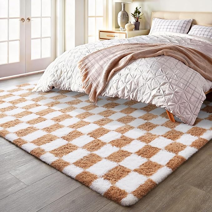 Ophanie Checkered Beige & White Rug - Image 3