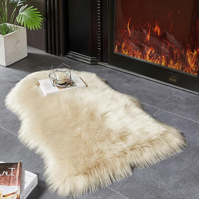 AMTOVO Faux Fur Rug, Fluffy Sheepskin Rug, Fuzzy Ultra Soft 2 x 3 ft Shag Rugs by AMTOVO
