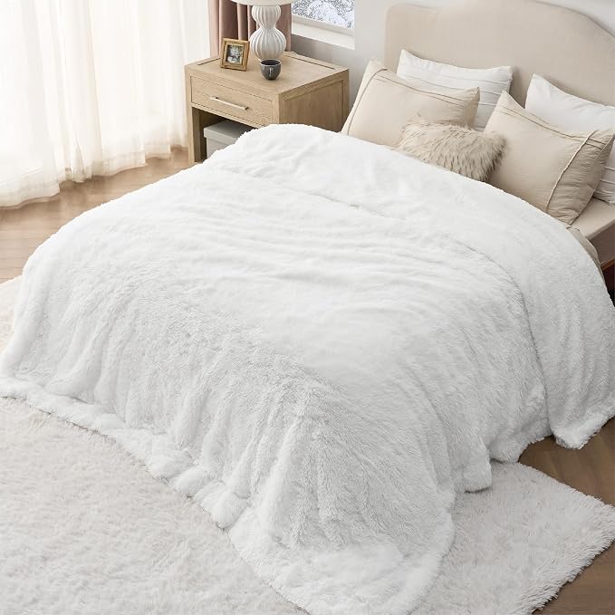 Bedsure GentleSoft Fluffy White Blankets Queen Size - Image 7