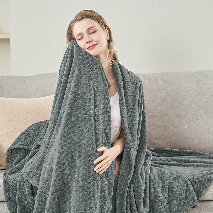 inhand Grey Leaves Pattern Throw Blanket - Image 5