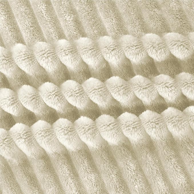 BEDELITE Fleece Blanket Queen Size – 3D Ribbed Jacquard Soft and Warm - Image 4