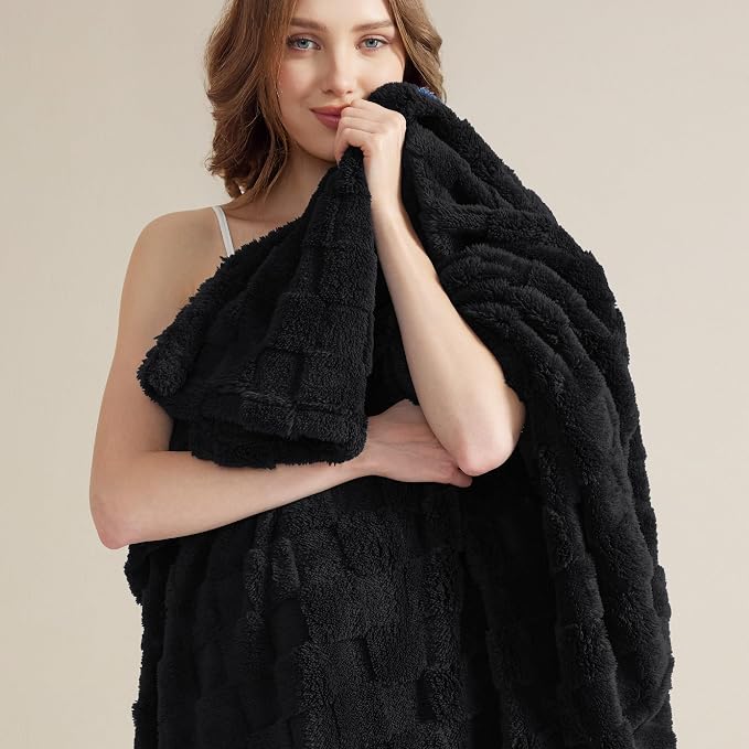 Bedsure GentleSoft Black Throw Blanket - Image 2