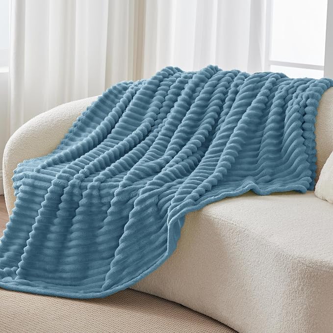 BEDELITE Fleece Throw Blanket for Couch - Image 7