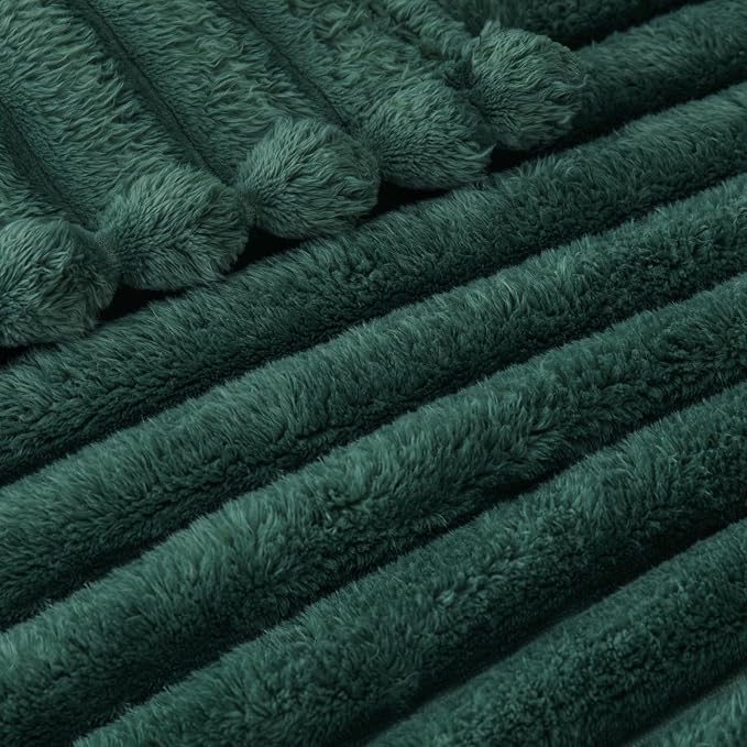 Exclusivo Mezcla King Size Flannel Fleece Blanket, Super Soft Striped Jacquard - Image 4