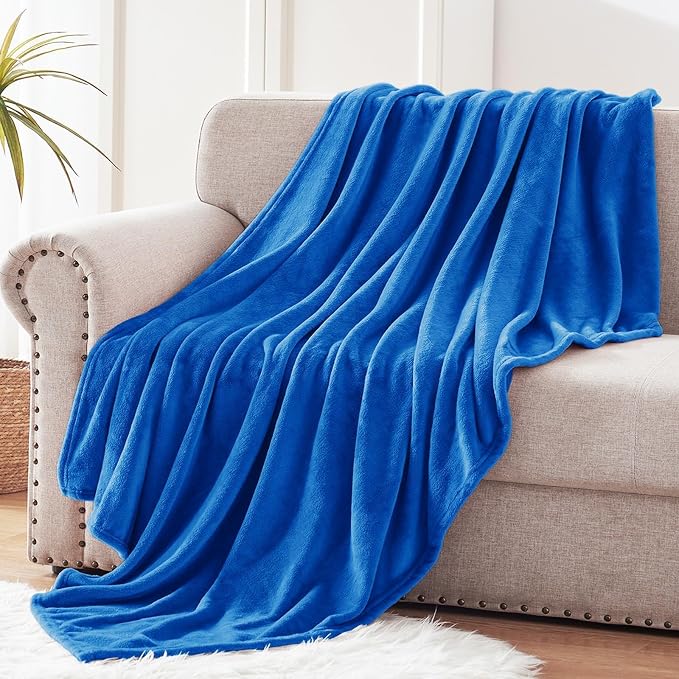 Exclusivo Mezcla Fleece Cobalt Blue Throw Blanket - Image 3