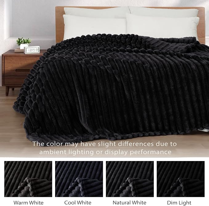 Exclusivo Mezcla Twin Size Flannel Fleece Blanket, Super Soft Striped Jacquard - Image 3