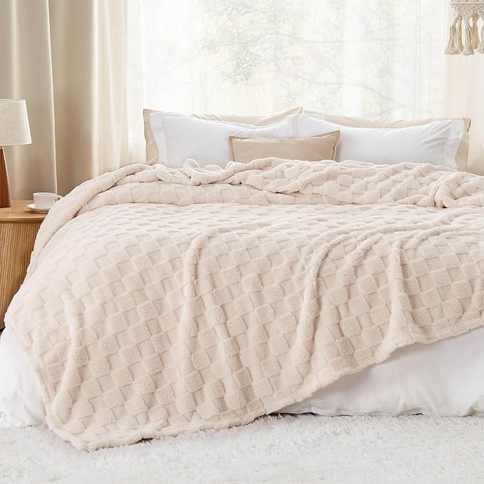 Bedsure GentleSoft King Size Blanket - Image 5