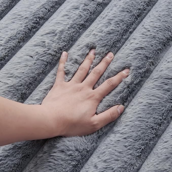 Blue Grey Rabbit Striped Plush Rug 2'x3', Fluffy Shaggy Area Rug - Image 5