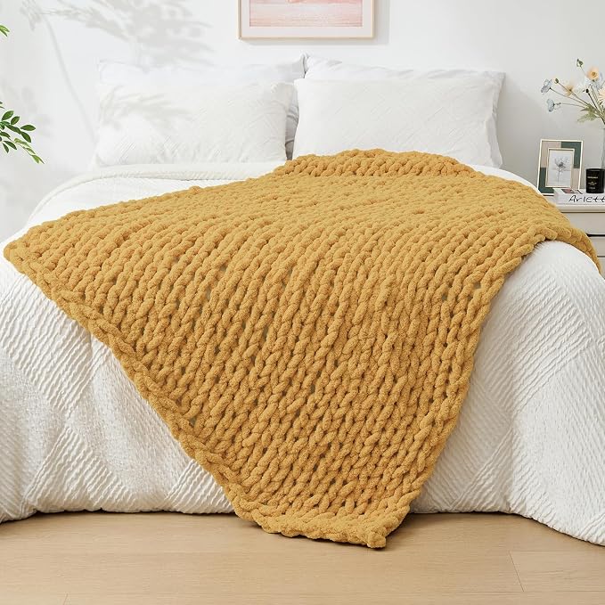 Bigacogo Chunky Knit Throw Blanket by Bigacogo