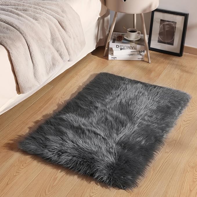 Ashler Faux Fur Rug - Image 2