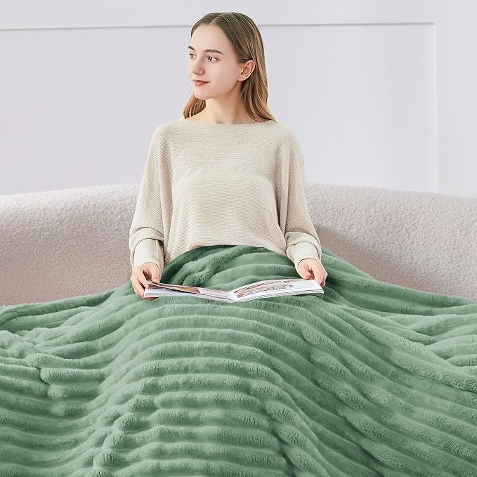 BEDELITE Fleece Throw Blanket for Couch - Image 6
