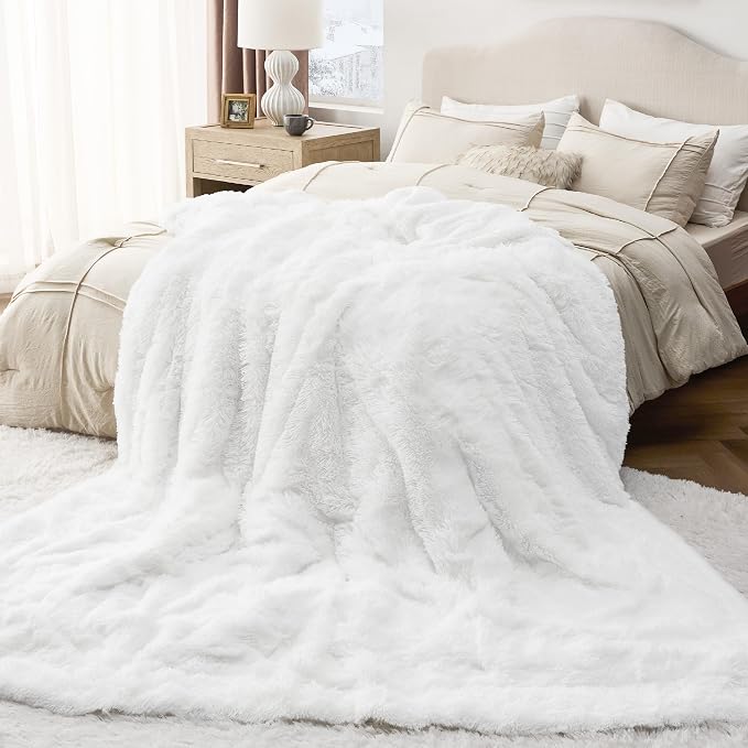 Bedsure GentleSoft Fluffy White King Size Blanket - Image 5