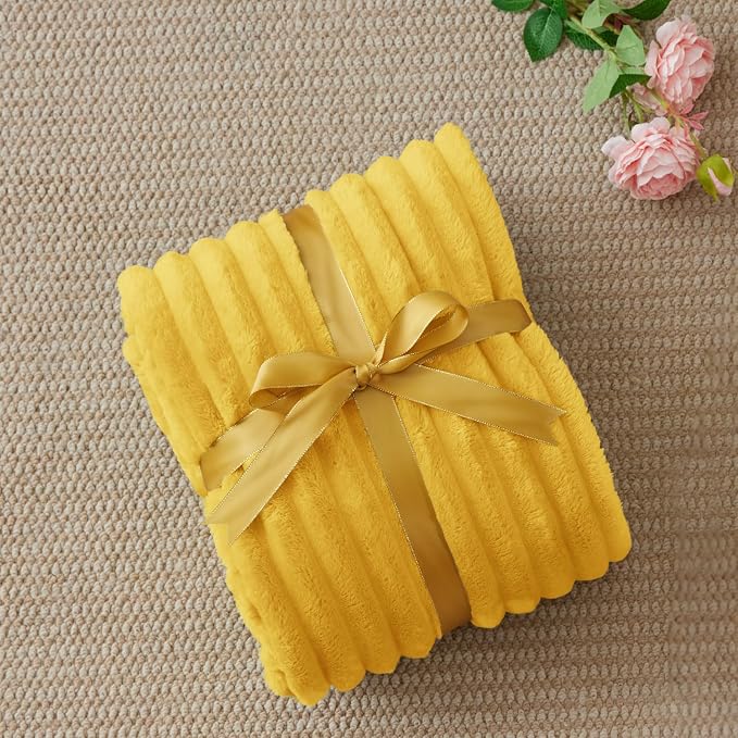 BEDELITE Fleece Throw Blanket for Couch - Image 6
