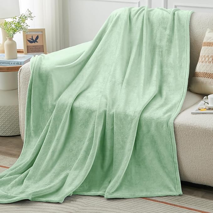 KMUSET Sage Green Fleece Blanket - Image 2