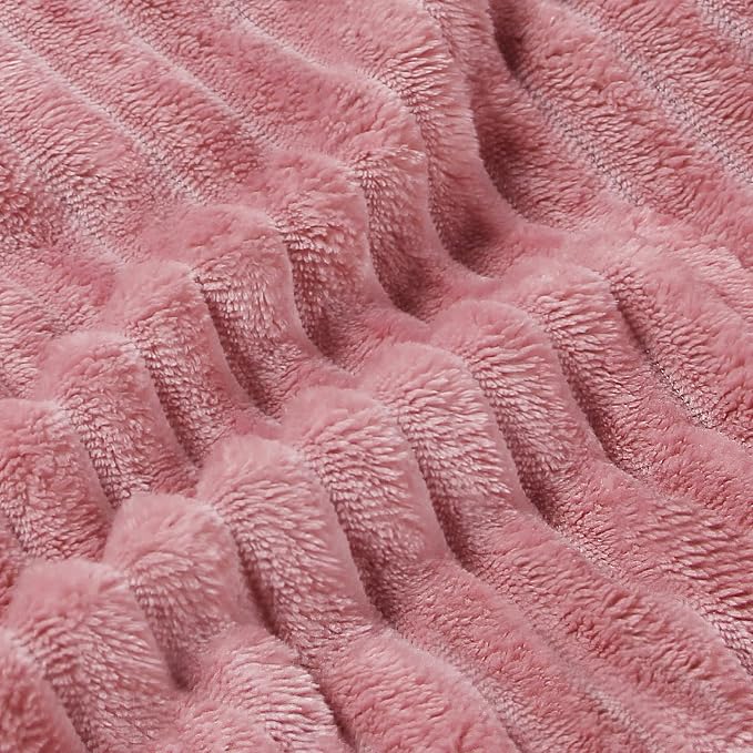 BEDELITE Fleece Blanket King Size – 3D Ribbed Jacquard Soft and Warm Decorative - Image 4