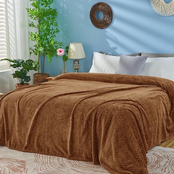 inhand Dark Brown Fleece Queen Blanket - Image 6