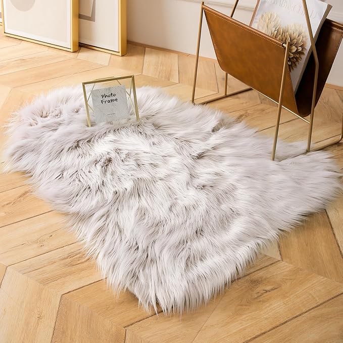 Ashler Faux Fur Rug, Fluffy Shaggy Area Rug Ultra Soft 2 x 3 Feet Sheepskin Fur - Image 3