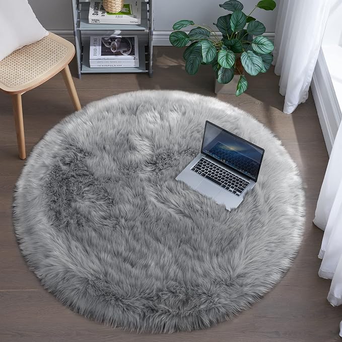Tangsoo Round Faux Fur Rugs, Sheepskin Round Rug 3ft, 3x3 Fuzzy Plush Fur Rug by Tangsoo