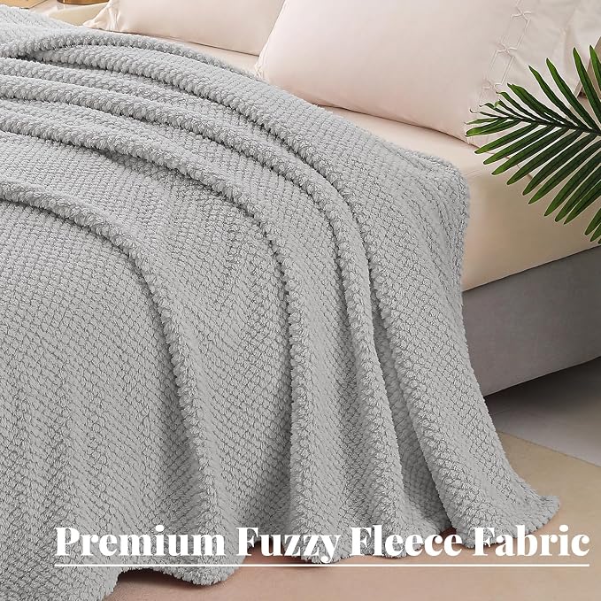 Whale Flotilla Queen Size Fuzzy Fleece Blanket - Image 5