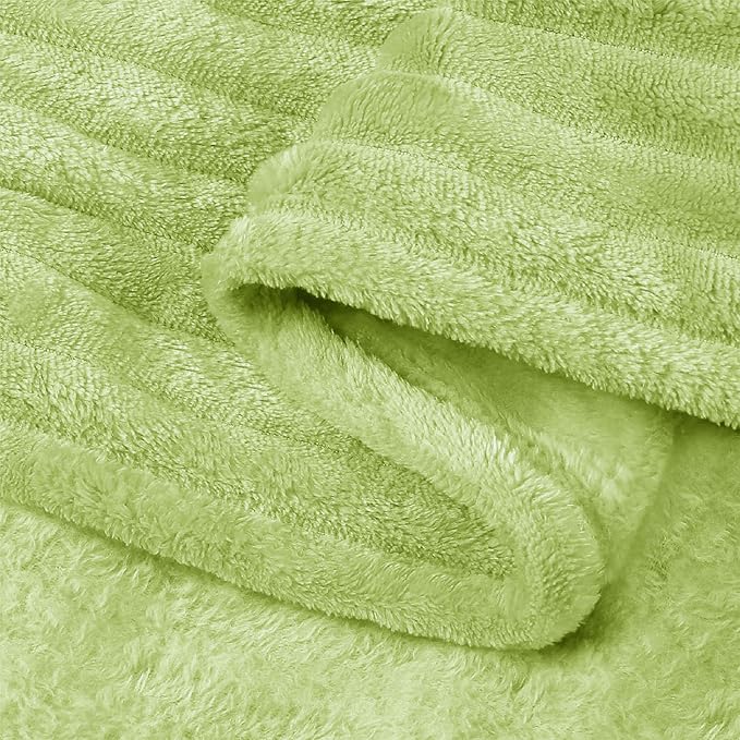 BEDELITE Fleece Throw Blanket for Couch – 3D Ribbed Jacquard Soft and Warm - Image 9