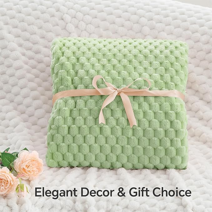 BEDELITE Fleece Throw Blanket for Couch & Bed - Image 4