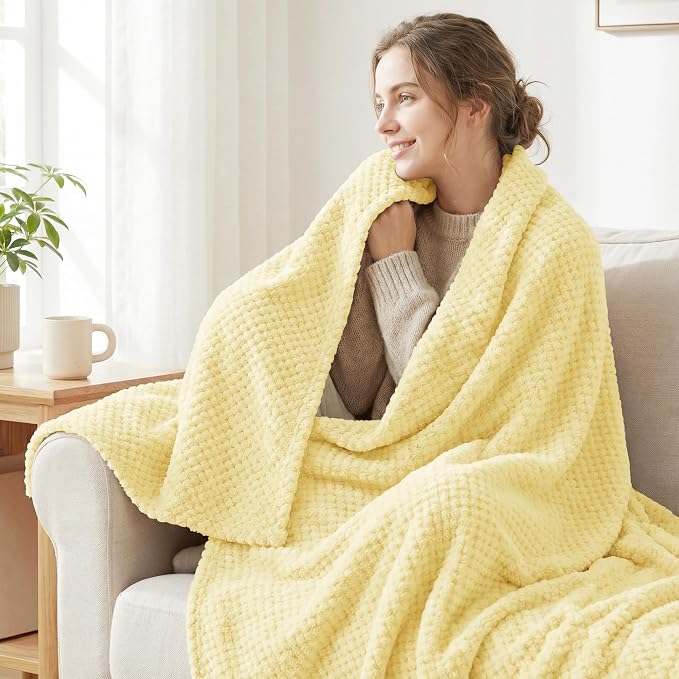 Exclusivo Mezcla Fleece Throw Blanket Extra Large, Super Soft and Warm Blankets - Image 2