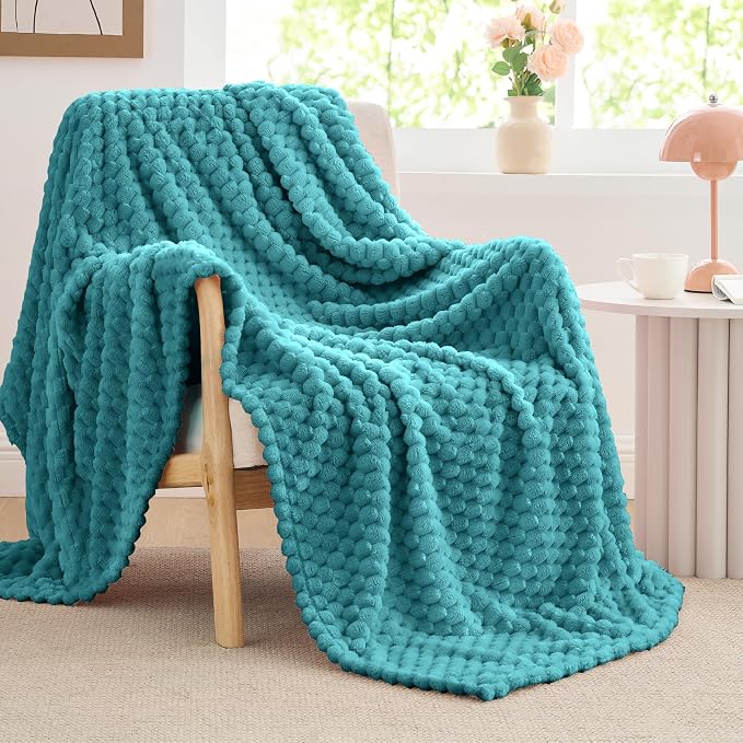 BEDELITE Fleece Twin Blanket for Couch & Bed - Image 9