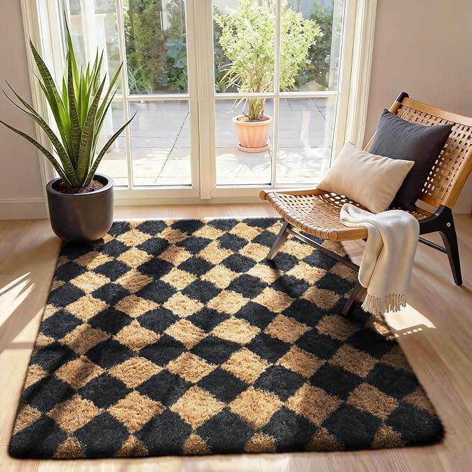 Ophanie Checkered Black & Beige Rhombus Rugs - Image 3