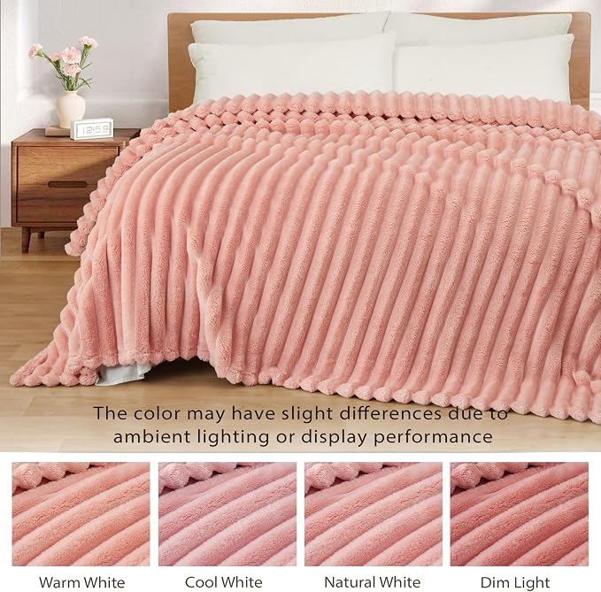 Exclusivo Mezcla Striped Queen Size Fleece Blanket - Image 3