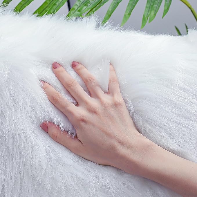 linmopm Faux Fur Rug White Sheepskin Shag Fluffy Fuzzy 6x9 ft Rugs - Image 4