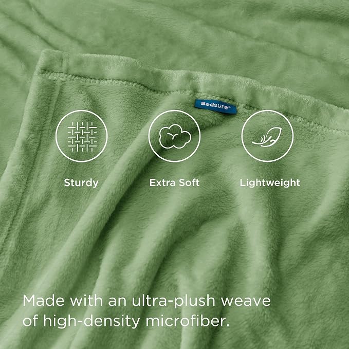 Bedsure GentleSoft Green Fleece Blankets King Size - Image 4