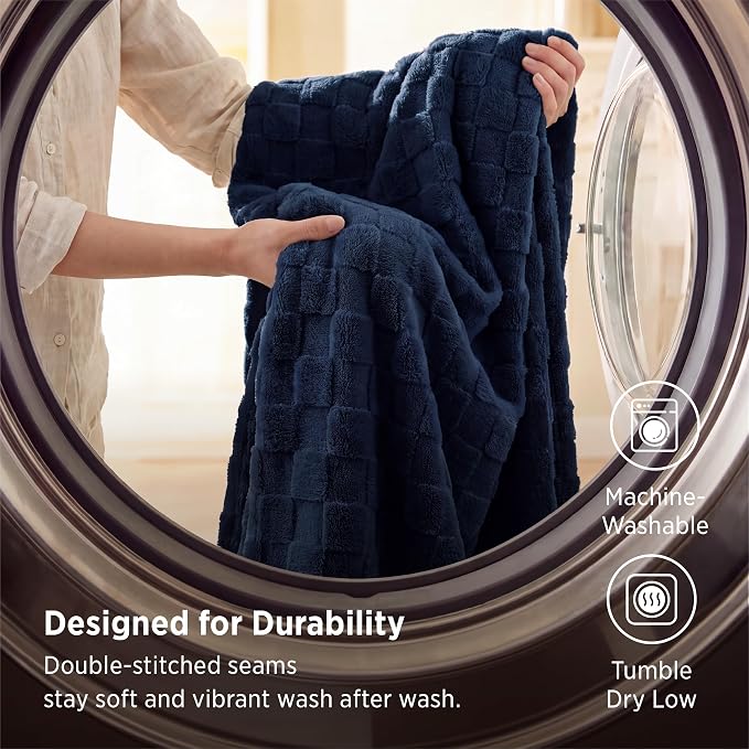 Bedsure GentleSoft Full Size Blankets - Image 6