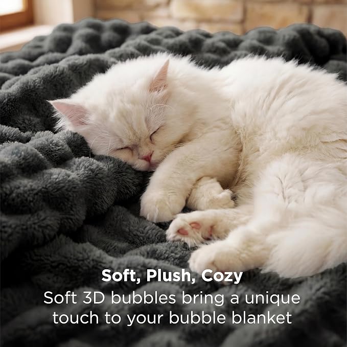 Bedsure 3D Fleece Bubble Blanket - Image 3