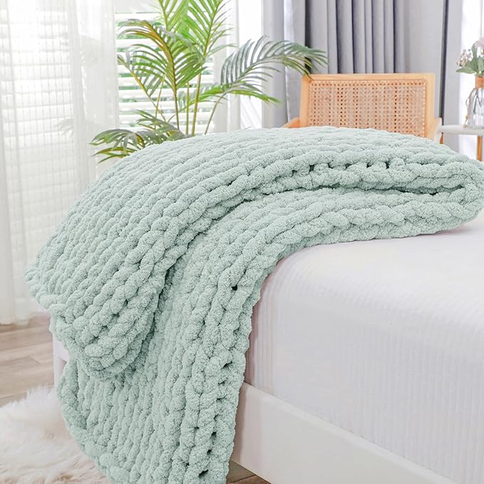 Bigacogo Chunky Knit Throw Blanket by Bigacogo