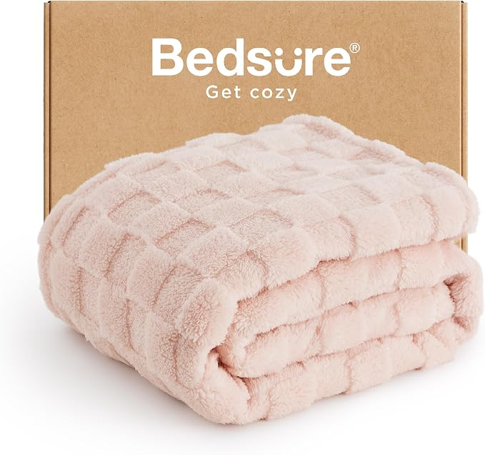 Bedsure GentleSoft Light Pink Twin XL Blanket by BEDSURE