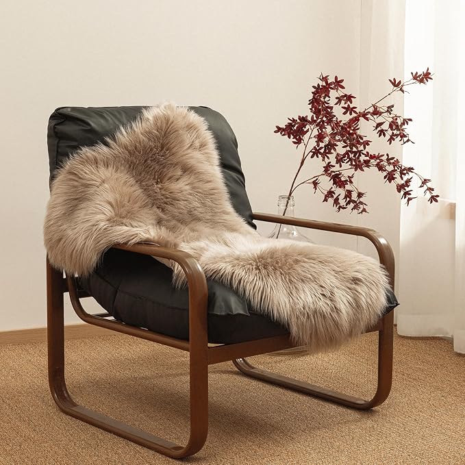 Ashler Faux Fur Rug, Fluffy Sheepskin Fur Rug, Fuzzy Ultra Soft 2 x 3 Ft Rugs - Image 2